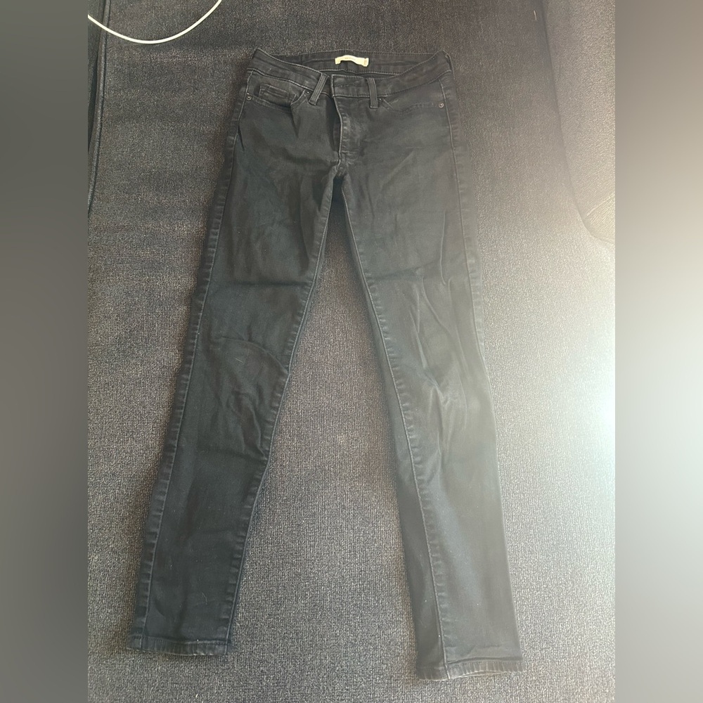 711 Levi’s Black Skinny Jeans